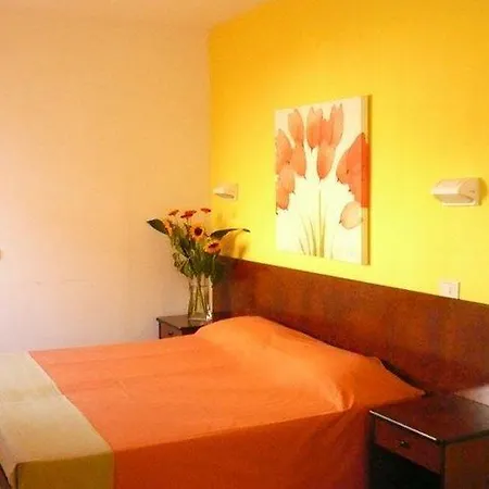 Hotel Akross